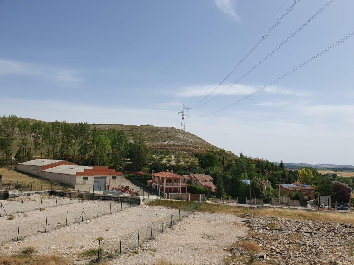 Aparthotel Camino De Rabe Rabé de las Calzadas Exteriér fotografie